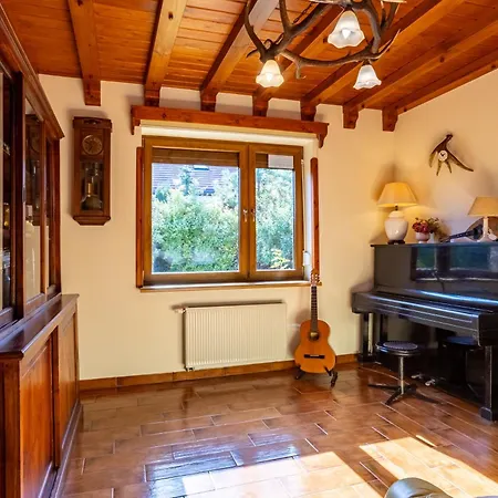 Family House Ferienhaus