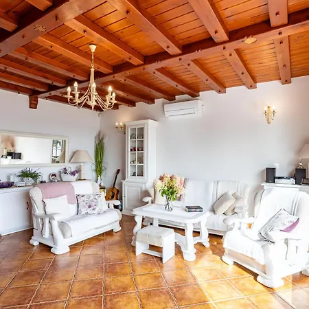 Family House Ferienhaus